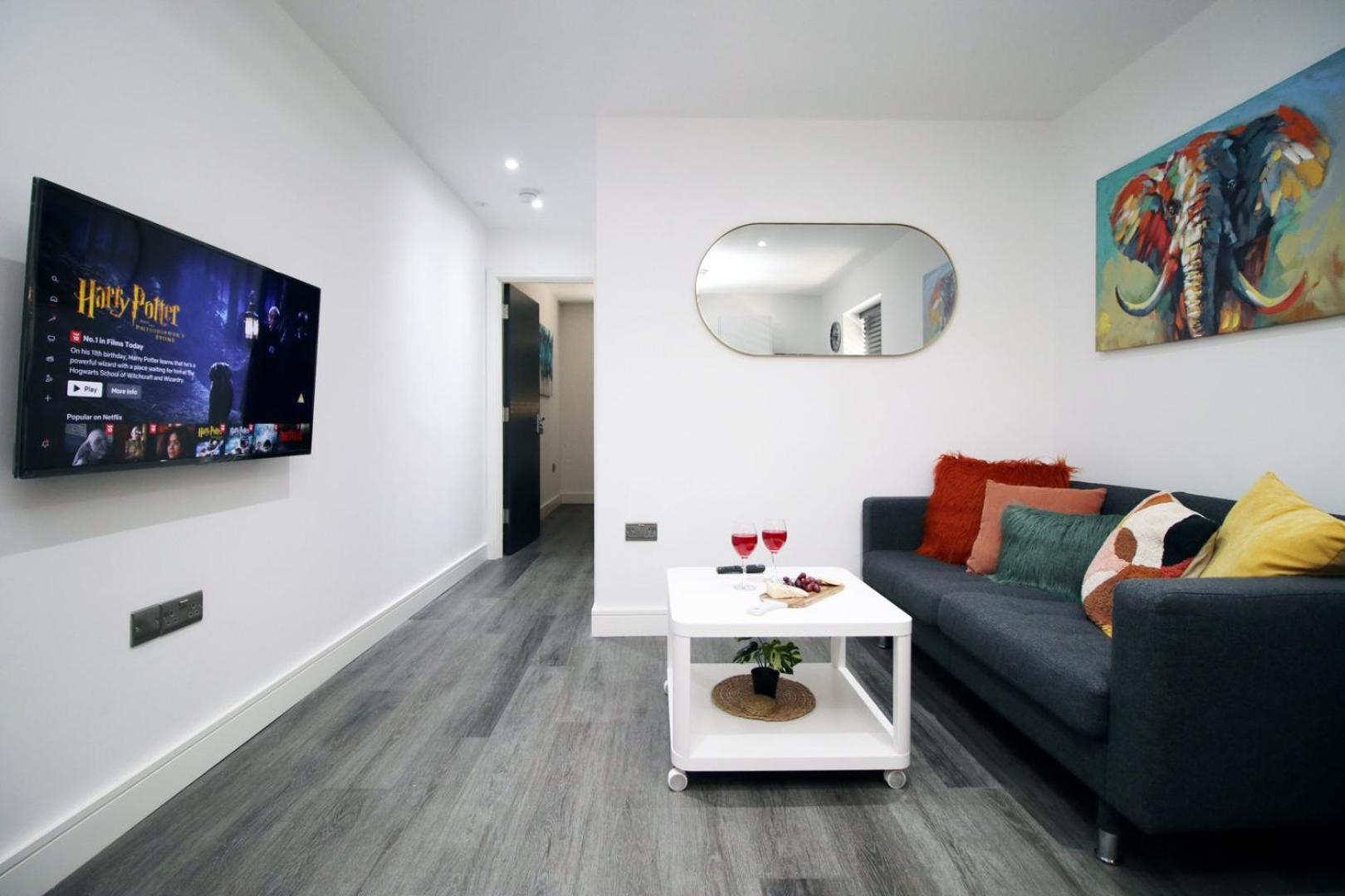 Boutique One Bedroom Apartment Cardiff Exteriör bild