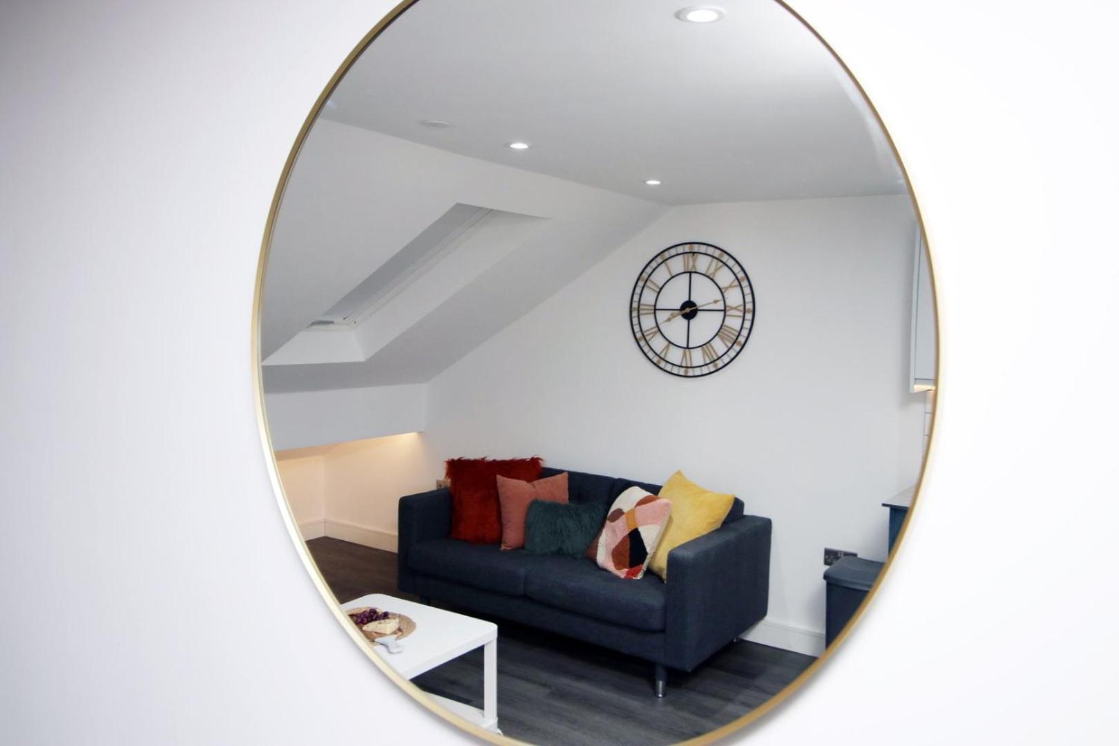 Boutique One Bedroom Apartment Cardiff Exteriör bild